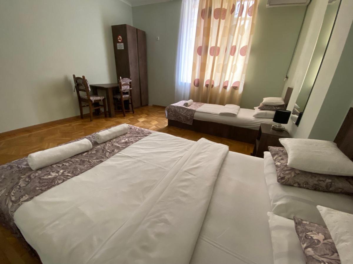 Hotel Aloft House Kutaisi Exterior foto